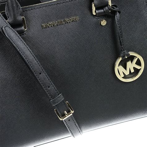 bolsos de hombro michael kors|michael kors luggage clearance.